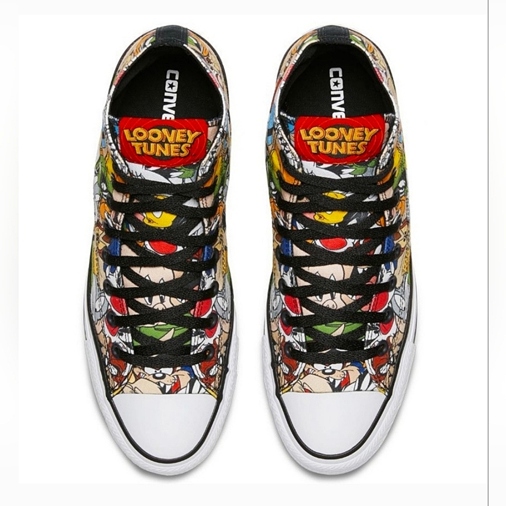 CONVERSE Chuck Taylor Looney Tunes Lace Up Sneakers Men's 6 Women's 8 Unisex
